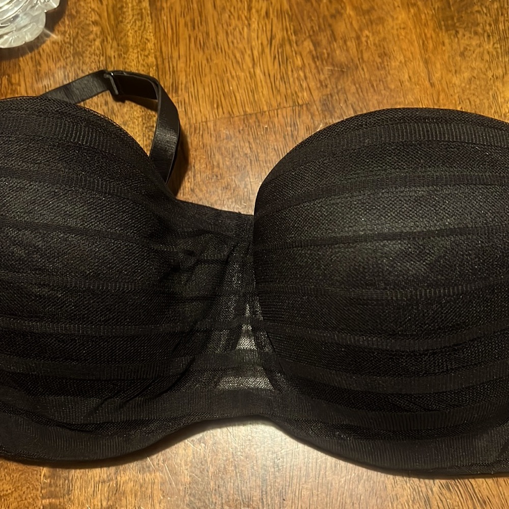 Black sheer woman bra